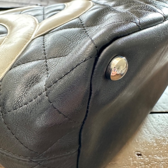 Chanel Small Cambon - Picture 4 of 11